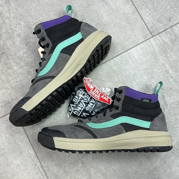 🔆VANS🔆 all weather high top boots, water resistant comfortable supportive. - Picture 1 of 15